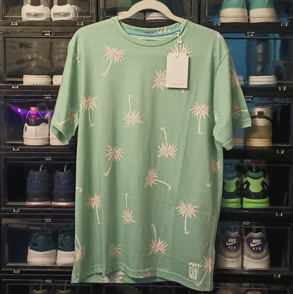 NWT Denim & Flower Men Palm Tree Theme Shirt